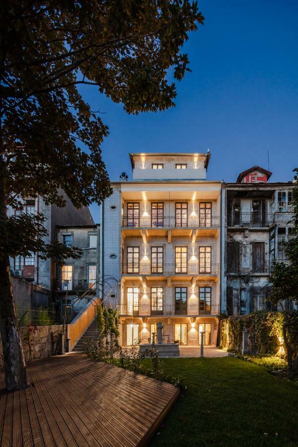 Menina Colina Guesthouse Porto Exterior foto